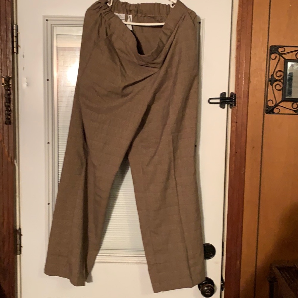 2pair Woman bend over pants multi colored size 18W